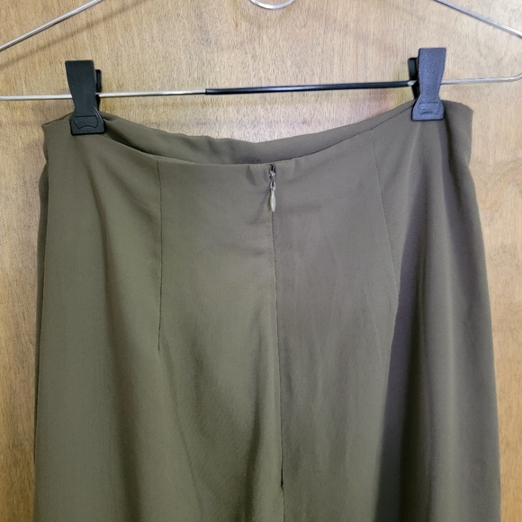 Forever 21 Maxi Skirt with Side Slit - Picture 3 of 5